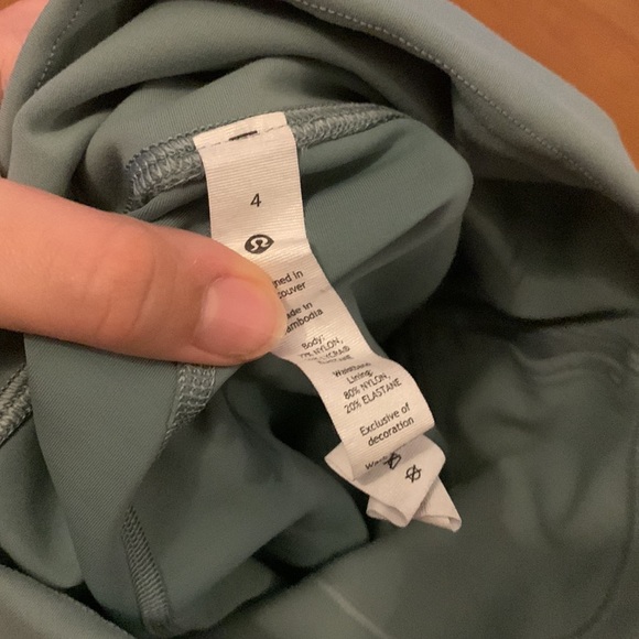 *lightly worn* lululemon bike shorts - Picture 3 of 4